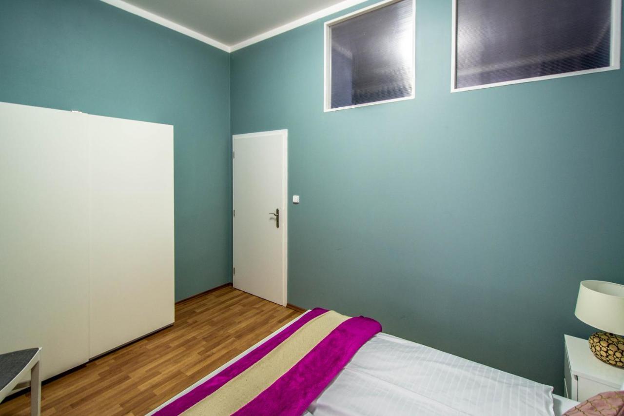Ruzova Apartment By Ruterra Prague Extérieur photo